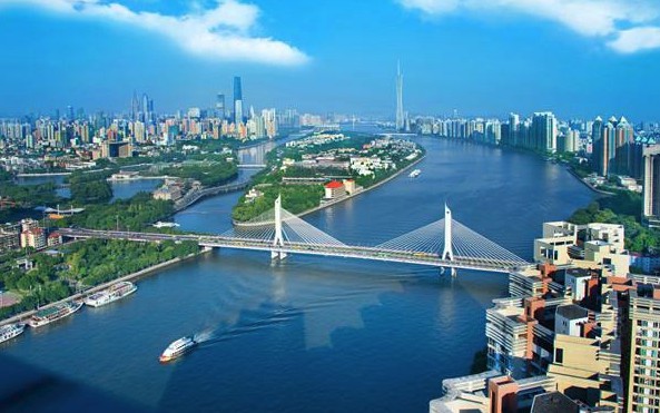 襄阳推进"一区三中心"经济建设 提升工业发展竞争优势